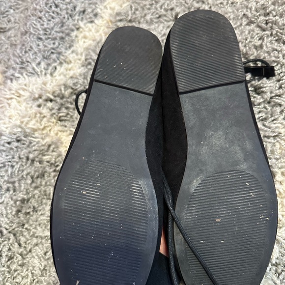 Flats - Picture 2 of 3